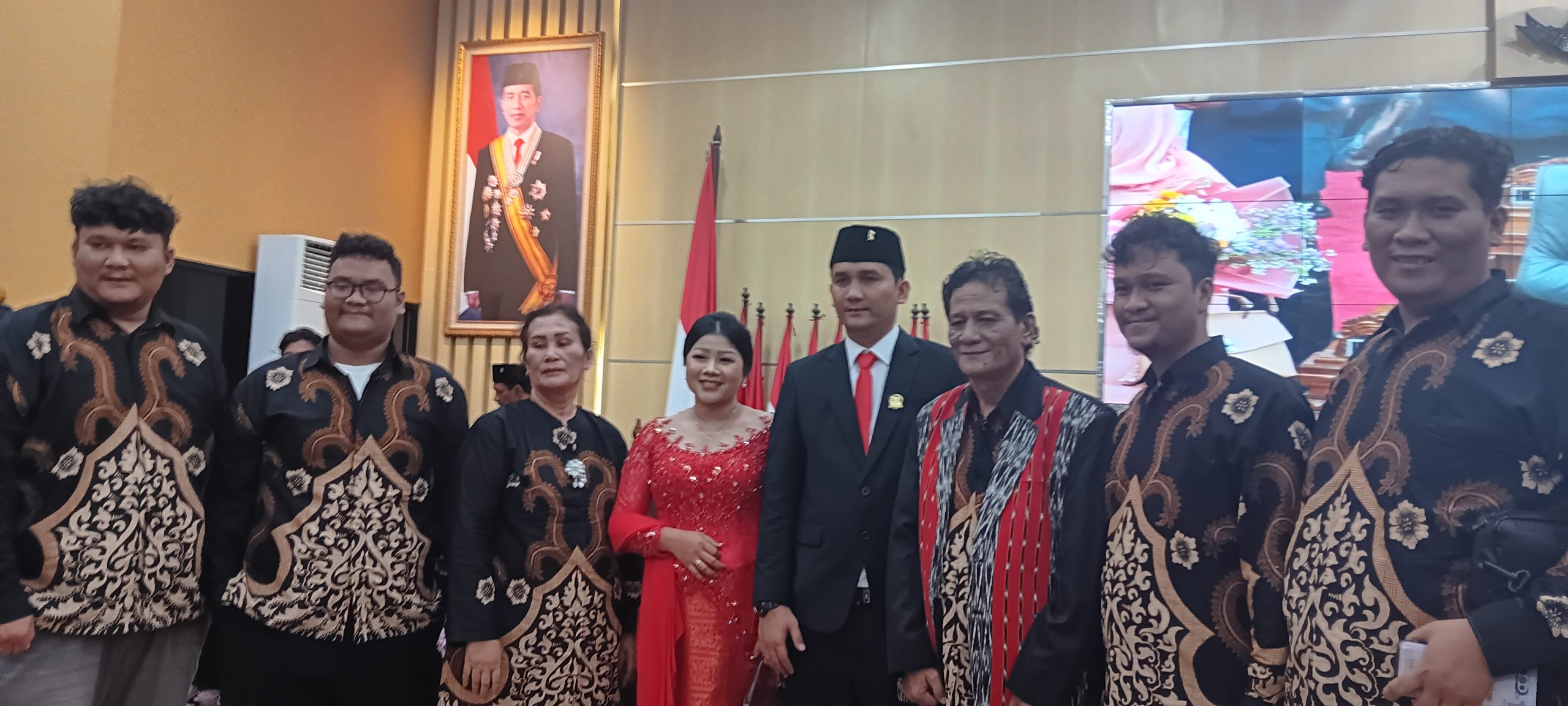 Jiovano Nahampun SH Dilantik Sebagai Anggota DPRD Kabupaten Bekasi dari Fraksi PDI Perjuangan