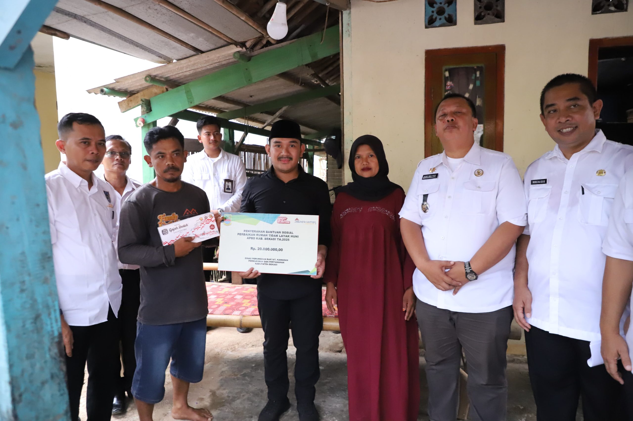 Disperkimtan Bangun 1.246 Titik Penerangan Jalan Lingkungan di 2025