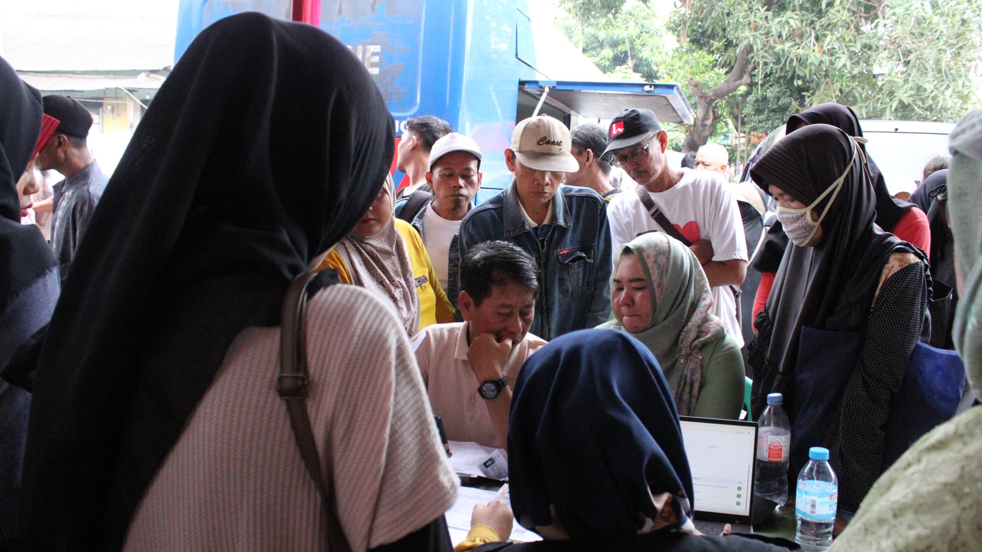 Botram Disdukcapil Bekasi Disambut Antusias Ribuan Warga di Tambun Selatan