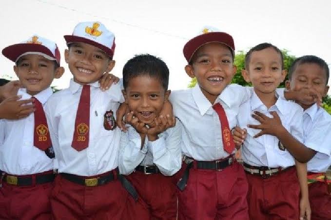 Pemkab Bekasi Wajibkan Kegiatan Pagi Positif, Jam Masuk Sekolah Dimajukan Menjadi 06.30 Wib