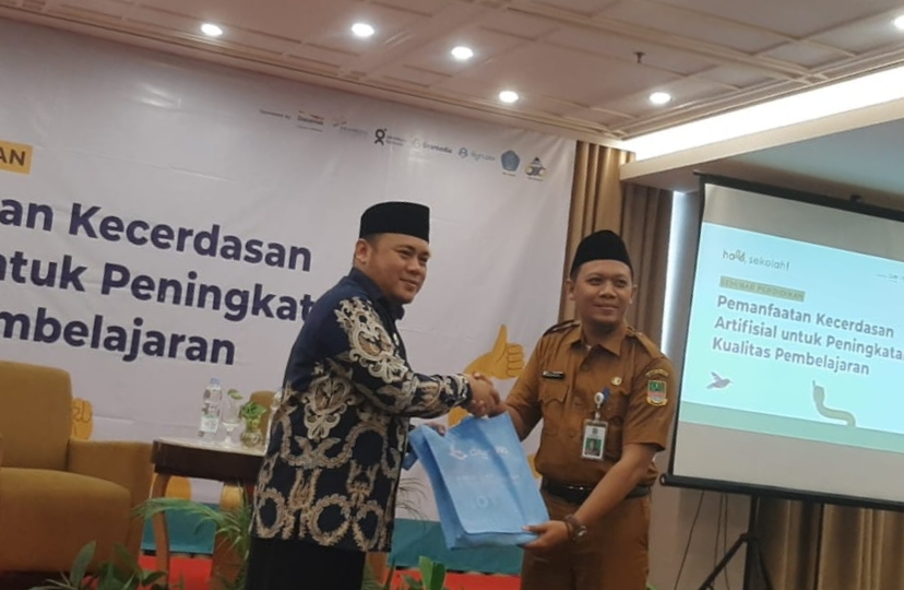 Disdik Bersama MBPS Kabupaten Bekasi Gelar Seminar Pemanfaatan AI untuk Tingkatkan Kualitas Pembelajaran