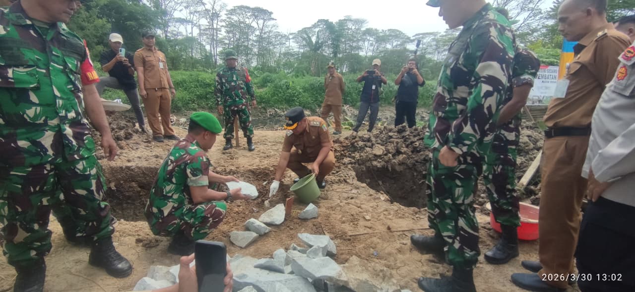 Plt Bupati Bekasi Dorong Konektivitas Antarwilayah Lewat Pembangunan Jembatan Garuda