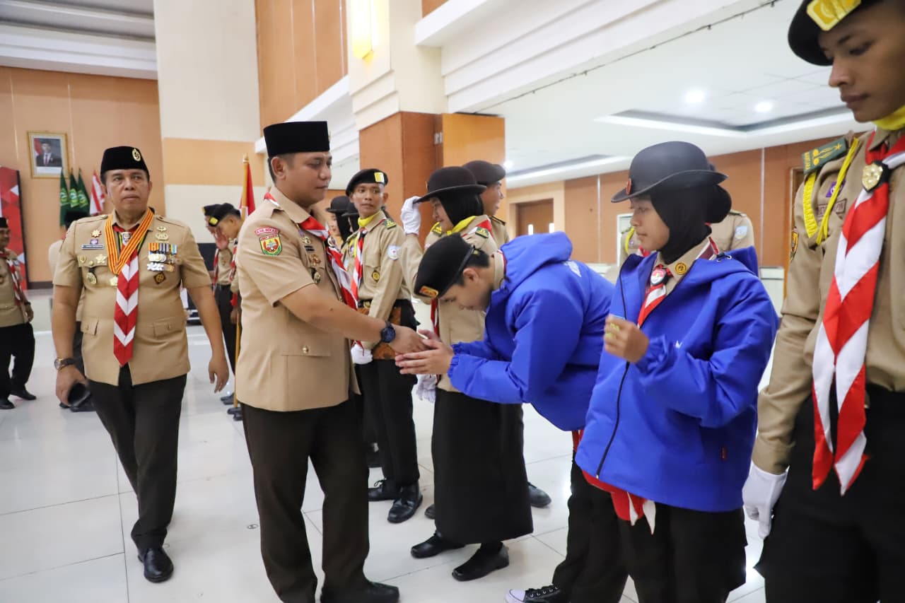 Plt Bupati Bekasi Lepas Kontingen Jamnas XII, Peserta Diminta Jaga Nama Baik Daerah