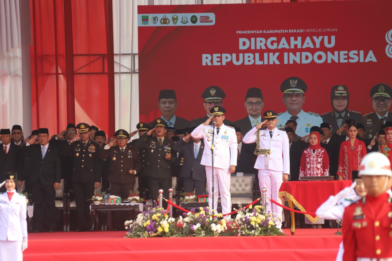 Plt Bupati Bekasi Ajak Masyarakat Isi Kemerdekaan dengan Kerja Keras dan Disiplin
