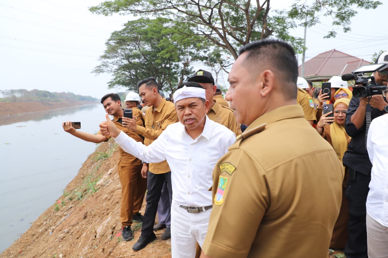 Dedi Mulyadi Minta Normalisasi Kali CBL Tuntas Tahun Ini, Pemkab Bekasi Siapkan Rp2 Miliar